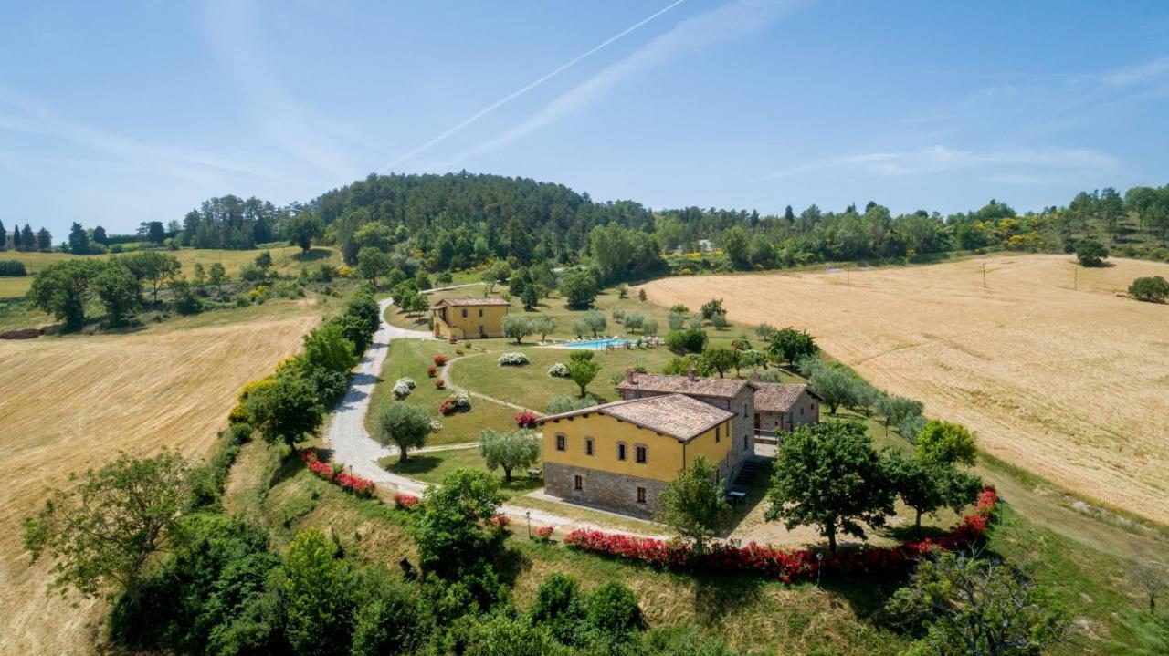 Agriturismo Tenuta Di Biscina Eksteriør billede