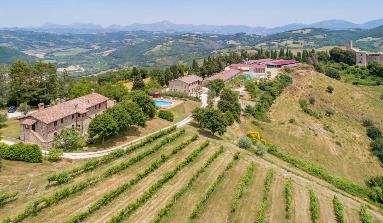 Agriturismo Tenuta Di Biscina Eksteriør billede