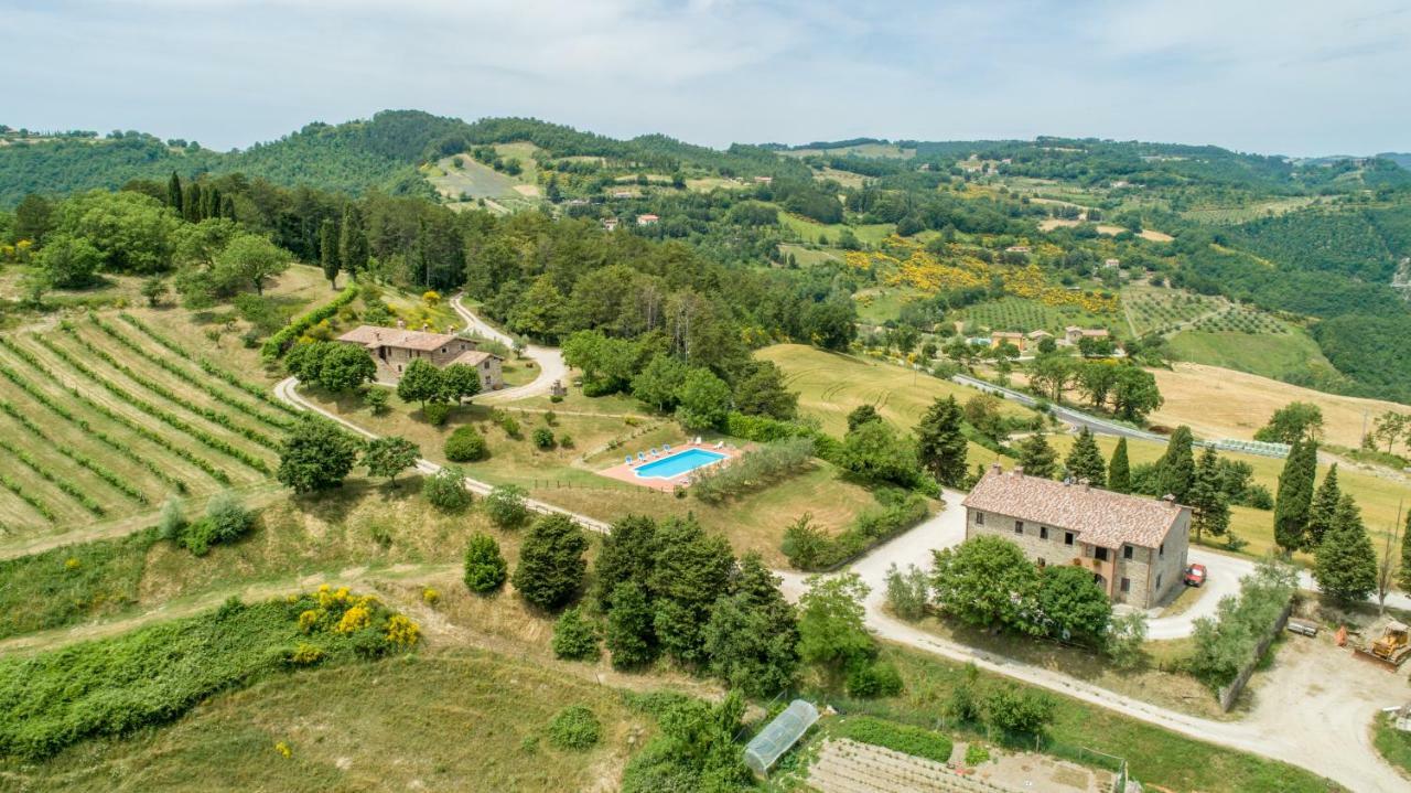 Agriturismo Tenuta Di Biscina Eksteriør billede